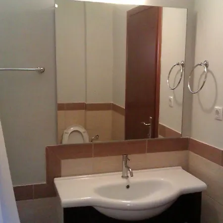 Votsalo Pool Apts Apartamento *