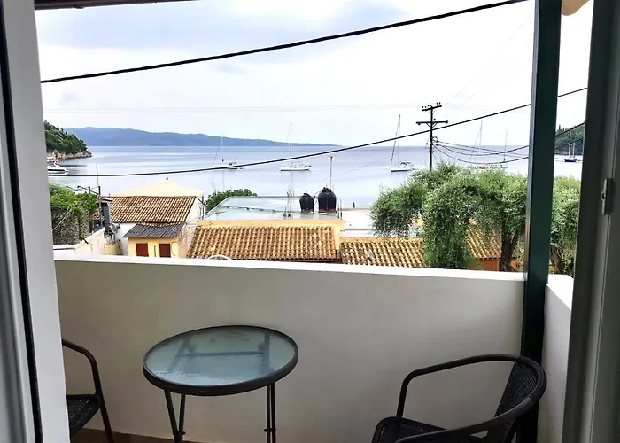 Votsalo Pool Apts *