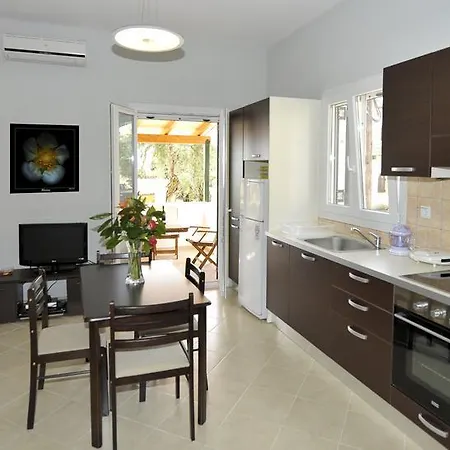 Votsalo Pool Apts Apartamento Kalámi